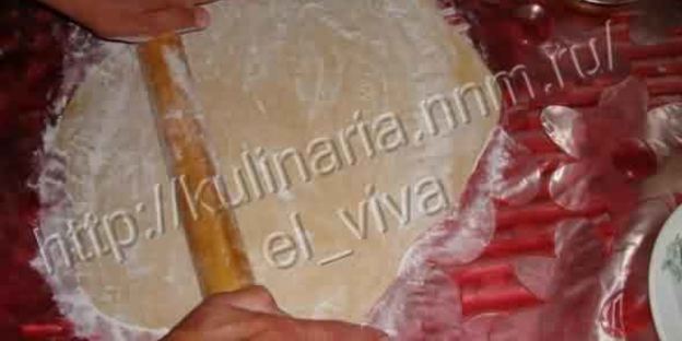 лазанья с курицей и грибами