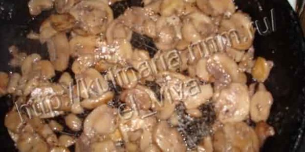 лазанья с курицей и грибами