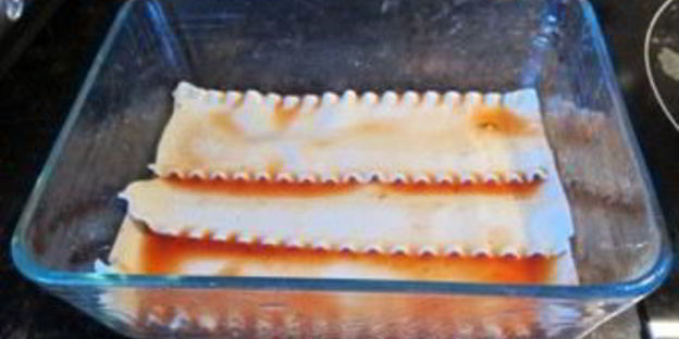 лазанья с курицей и помидорами