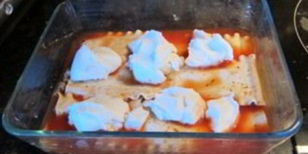 лазанья с курицей и помидорами