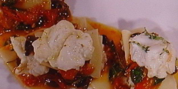 рыбная лазанья с оливками