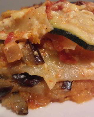 Запеченная овощная лазанья с соусом Бешамель