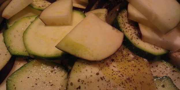 запеченная овощная лазанья с соусом бешамель