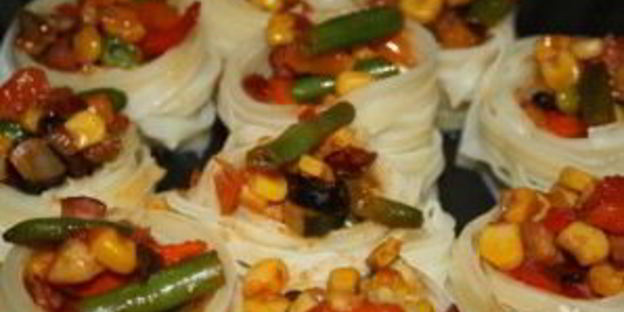 гнезда, фаршированные овощами