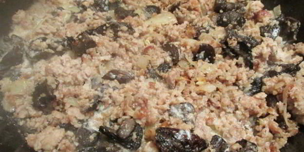 каннеллони с фаршем и грибами