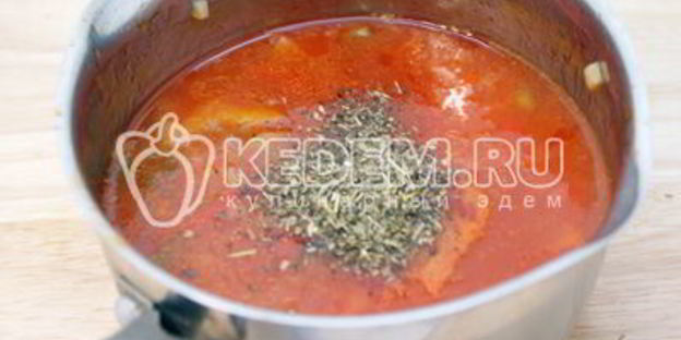 макароны перья с овощной подливой