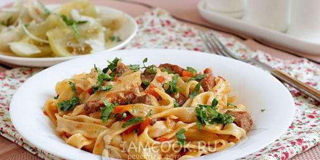 макароны с мясом и овощами