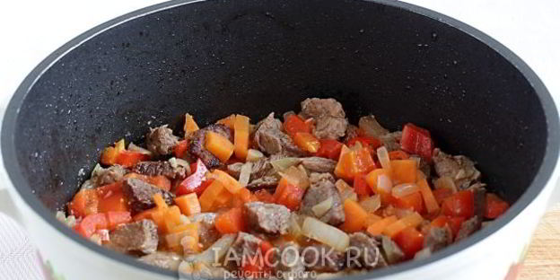 макароны с мясом и овощами