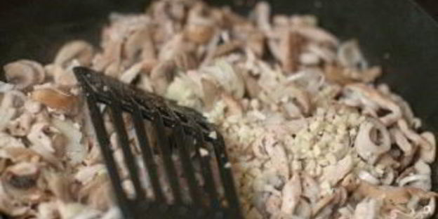 макароны со сливками и грибами