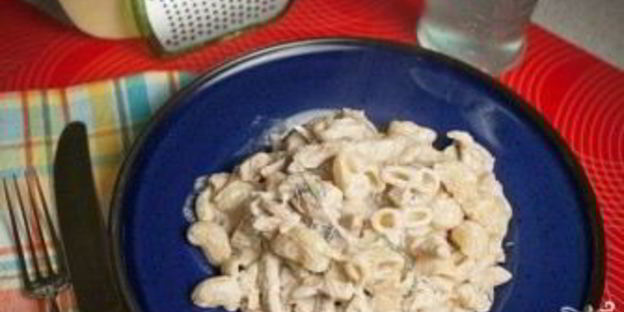 макароны со сливками и грибами