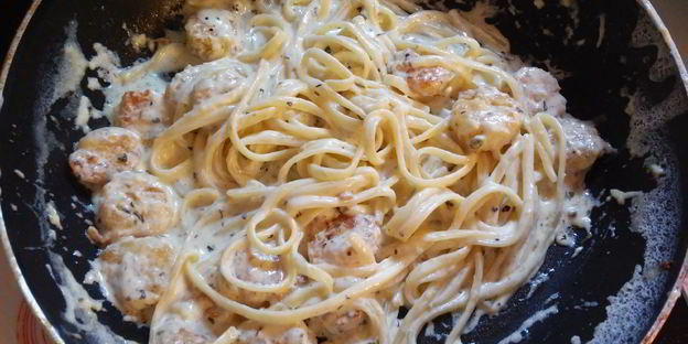 паста феттучини с креветками