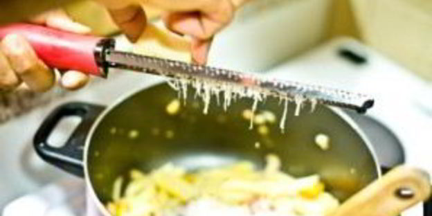 паста с грибами и помидорами