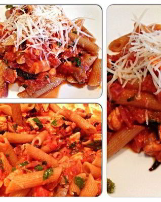 Паста с томатами и лососем