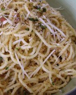 Спагетти с анчоусами по-сицилийски