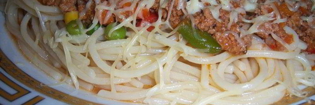 Спагетти с подливой