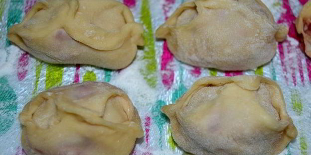 манты с говядиной и тыквой