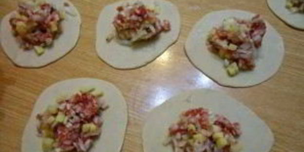 манты с курицей и картошкой