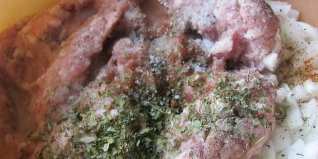 манты с мясом и картофелем