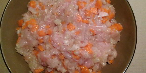 манты с острым соусом