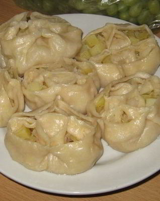 Манты с овощами