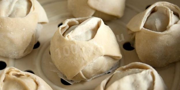 манты с рыбой и рисом