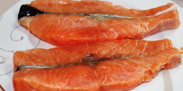 манты с семгой и шафраном