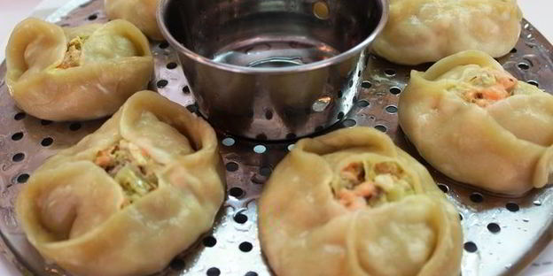 манты с семгой и шафраном