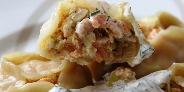 манты с семгой и шафраном