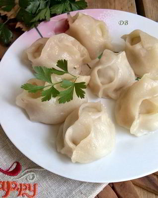 Манты с тыквой и мясом в мультиварке