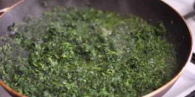 манты со шпинатом