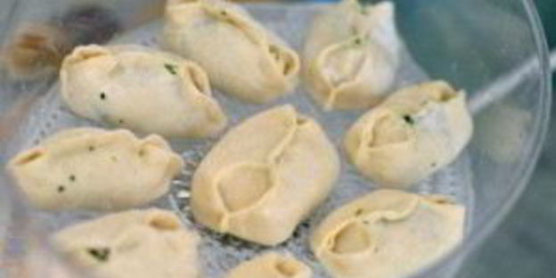 манты со шпинатом