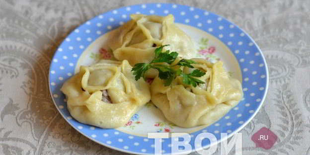 манты в мультиварке