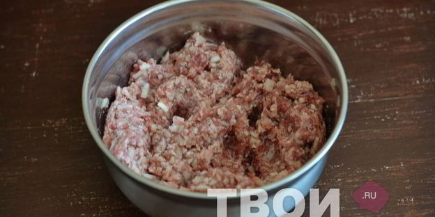 манты в мультиварке