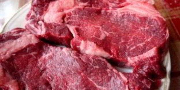 говядина по-французски с помидорами