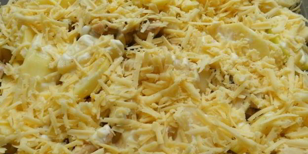 картофель по-французски с яблоком и грибами