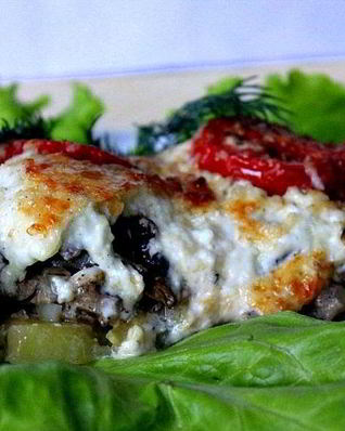 Мясо по-французски с грибами и сыром