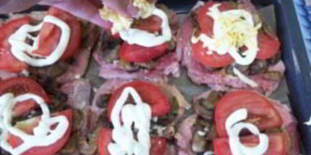 мясо по-французски с грибами и сыром