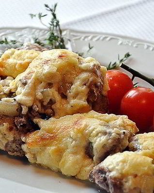 Мясо по-французски с картофелем