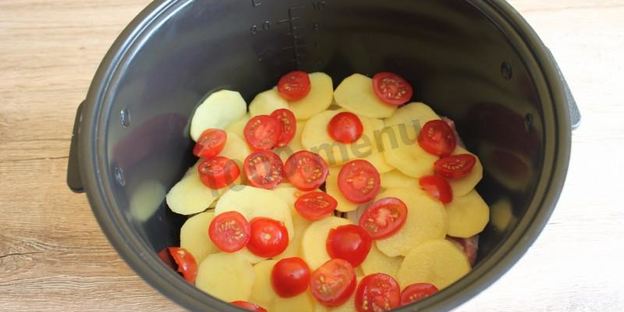 мясо по-французски в мультиварке с картофелем