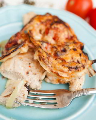 Запеченная куриная грудка по-французски