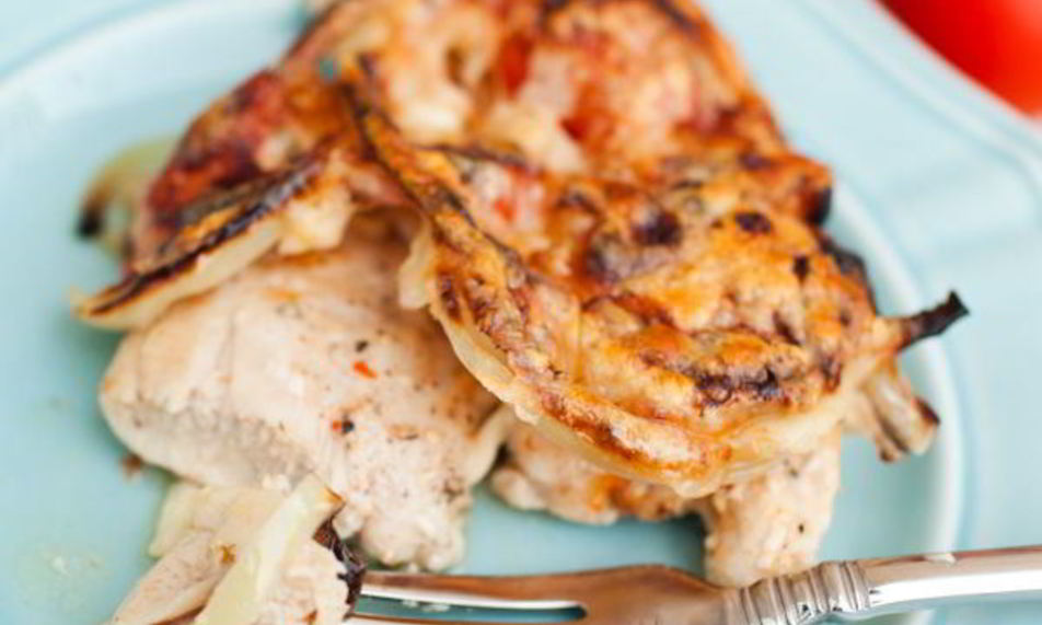 Рецепт запеченной куриной грудки по-французски