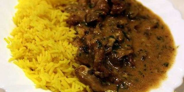 говядина с грибной подливкой