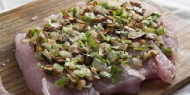 индейка, фаршированная грибами