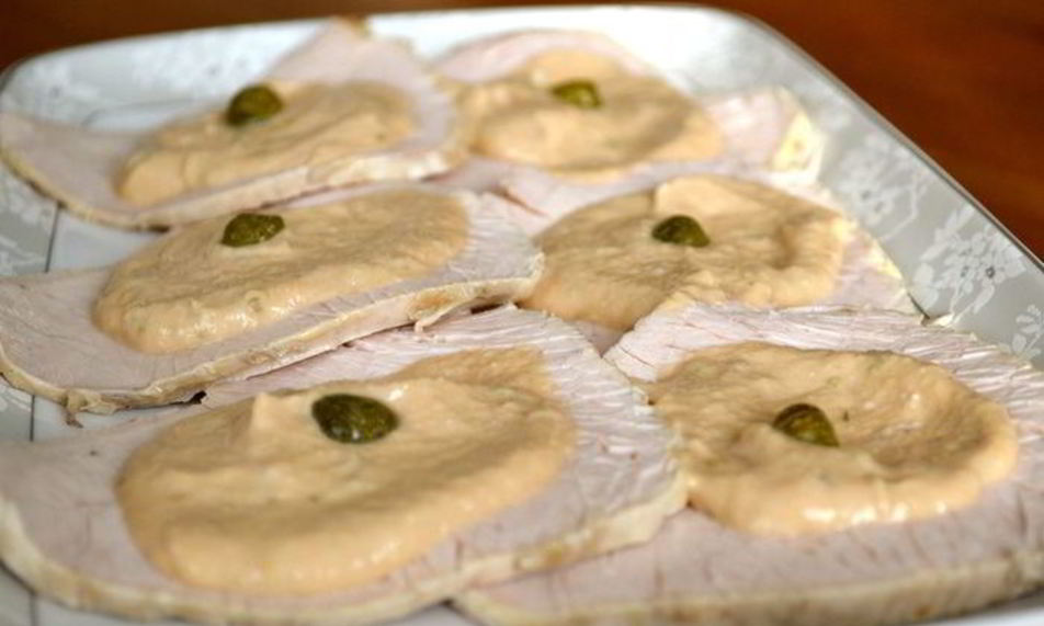 Рецепт индейки под тунцовым соусом