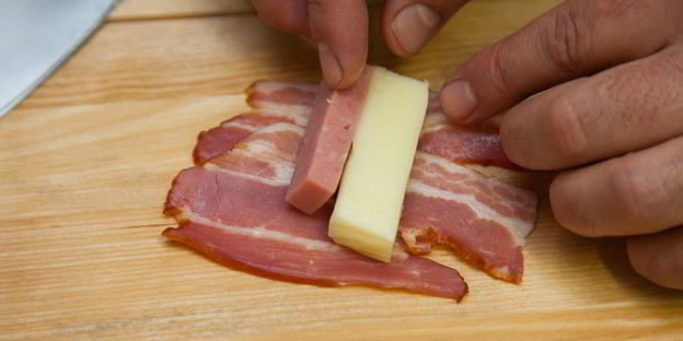 кордон блю с микс салатом