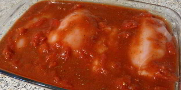 куриная грудка в томатах с сыром сулугуни