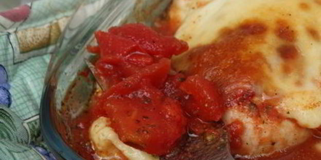куриная грудка в томатах с сыром сулугуни