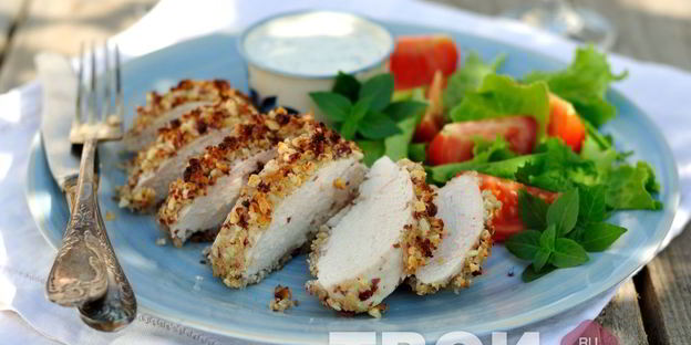 куриные грудки в арахисовой панировке