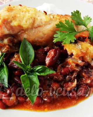 Курица с фасолью
