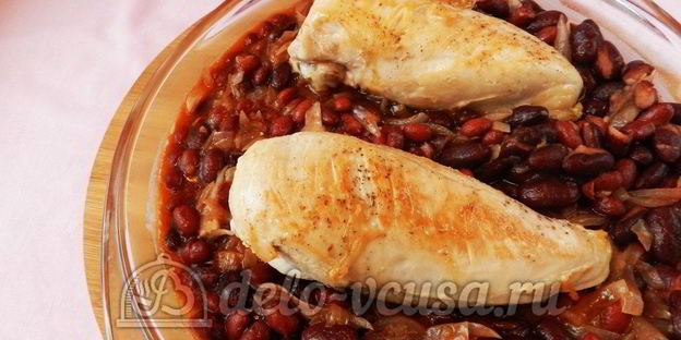 курица с фасолью